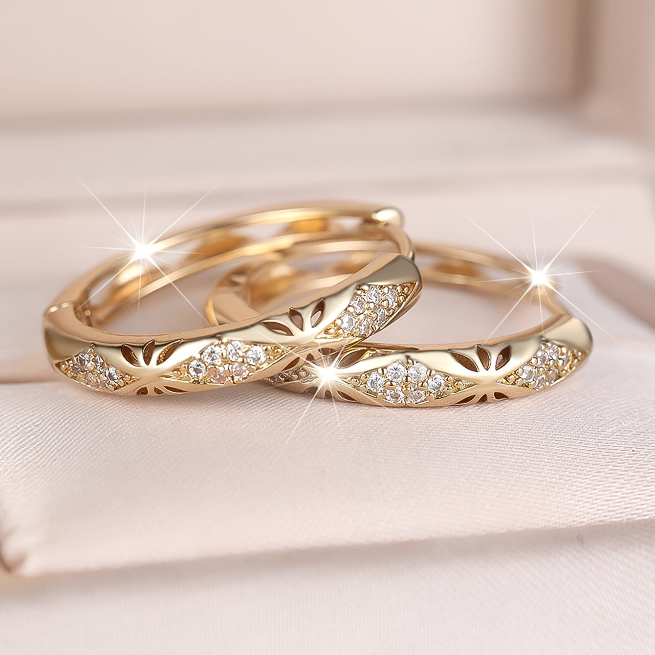 1 Pair Vintage White Synthetic Zirconia Golden Plated Hoop Earrings for Women | Elegant and Luxurious, KC Golden Plated, Perfect for Valentine'S Day, Parties & Casual Attire