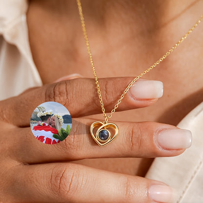 Stainless Steel Custom Photo Necklace 304 304 304 304 Personalized Heart Projection Pendant Daily Wear Unisex Couple Necklaces Anniversary Gift for Her Luxury Wedding Jewelry Birthday Gift for Boyfriend Graduation Valentine's Day