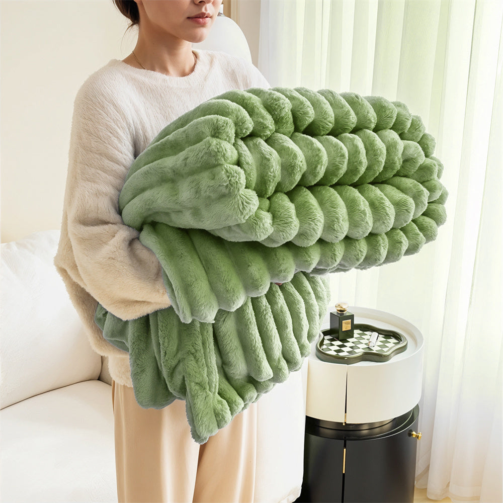 1pc Large Strips Ribbed Throw Blankets | Luxurious 270g Flannel Fleece Blanket | Warm Cozy Blanket Throws For Sofas, Bed, Chair, Couch, Settee | Super Soft Warm Blanket Single Double King Super King Size, Machine Washable, Easy Care, Perfect for Home, Tra