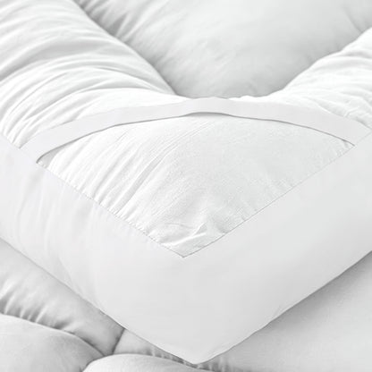 Hotel Quality 10cm Thickness Mattress Topper and Deep Fitted Elastic Corners – Luxury Mattress Topper for All Season and all size available Single, Double, Small Double, King and Super King. 4 Pack Pillow Protector Available for Matching Set