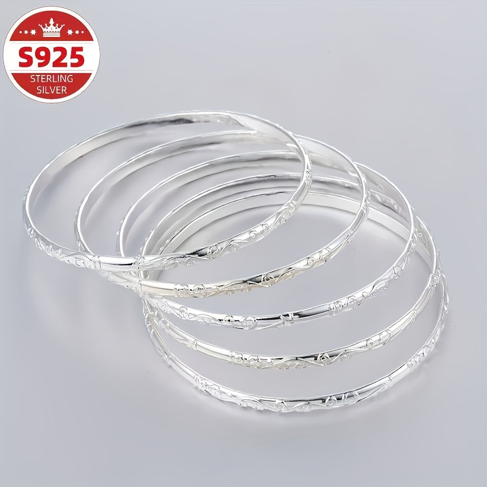 stacking bangle set - feature detail 3