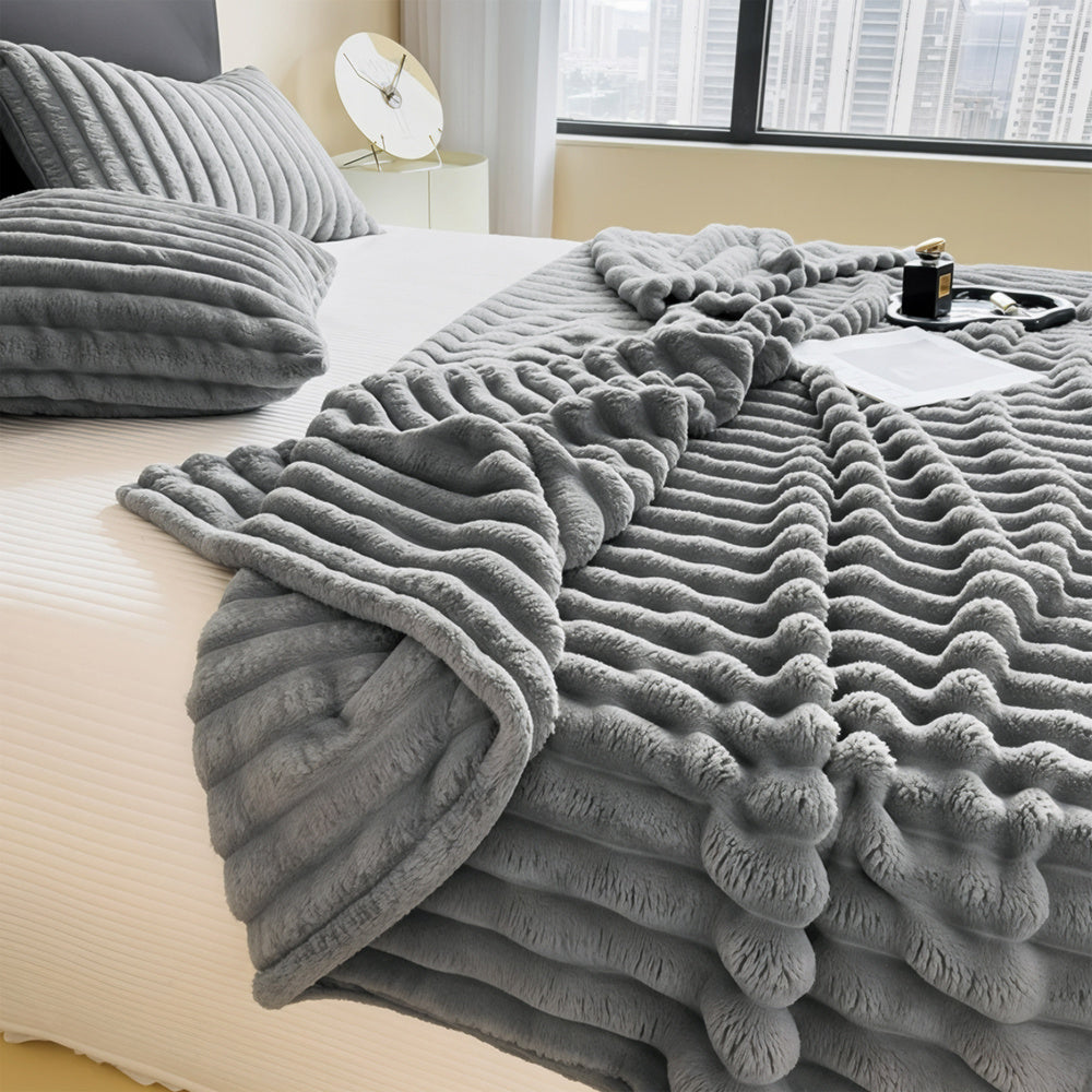 1pc Large Strips Ribbed Throw Blankets | Luxurious 270g Flannel Fleece Blanket | Warm Cozy Blanket Throws For Sofas, Bed, Chair, Couch, Settee | Super Soft Warm Blanket Single Double King Super King Size, Machine Washable, Easy Care, Perfect for Home, Tra