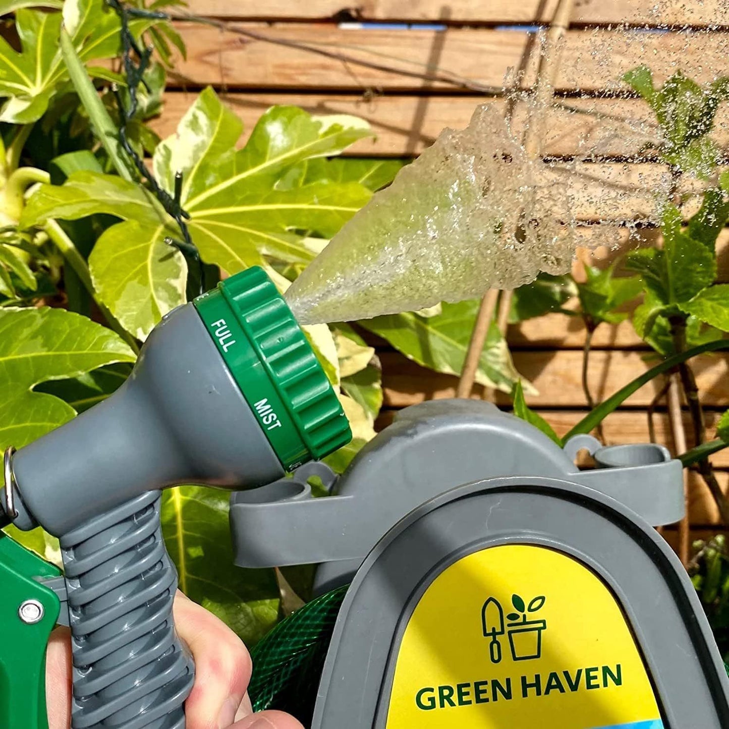 10m Garden Hose Pipe Reel with Spray Nozzle, Compact Portable Hose Reel Set with Fittings, Lightweight Mini Water Hosepipe for Balcony, Small Garden & Outdoor Cleaning Use