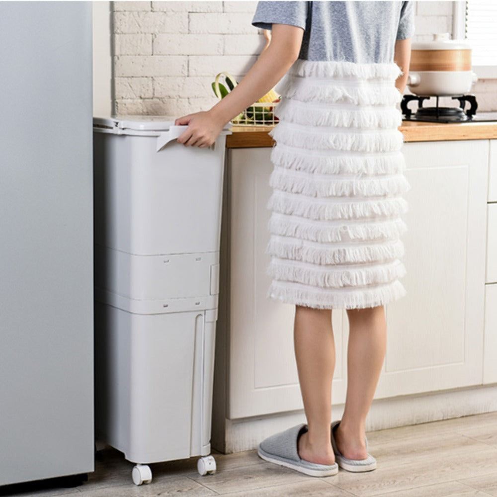 38L Rolling Dual Compartment Waste Bin with Casters – Wet & Dry Separation Rubbish Bin for Office & Living Room, Sturdy Plastic, 42x28x73cm