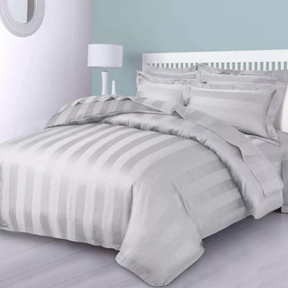 3pcs Microfiber Duvet Cover Set, Satin Striped Bedding Set, Soft Comfortable Duvet Cover, For Bedroom, Guest Room (1 Duvet Cover + 2*Pillowcase) – Single, Double, King, Super King Sizes
