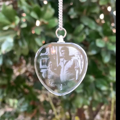 Custom Photo Pendant Necklace - Personalized Image Necklaces with Laser Engraved Picture - Synthetic Stone Fashionable Pendant - Unique Memorial Gift for Family, Love, Thanksgiving, Christmas, Spring Festival