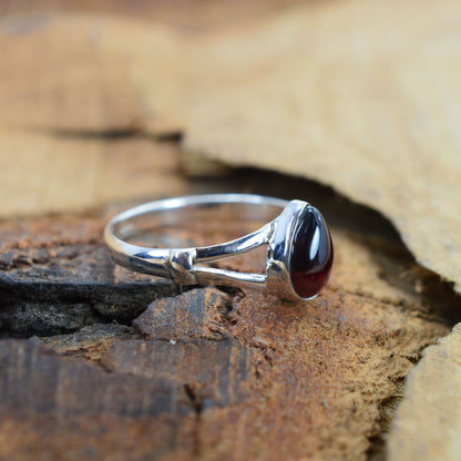 925 Sterling Silver Pear Gemstone Ring in Onyx, Larimar and More, Minimal Daily Wear Jewelry for Women