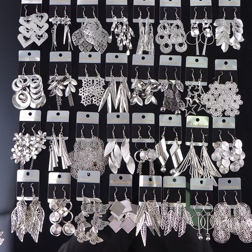 10Pairs/Lot Fashion Korean Lady Long Tassel Hook Earrings, European American Style Earrings Hollow Butterfly Leaf Earrings, Versatile Daily Party Gifts Random Style, Without Box