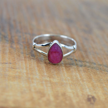 925 Sterling Silver Pear Gemstone Ring in Onyx, Larimar and More, Minimal Daily Wear Jewelry for Women
