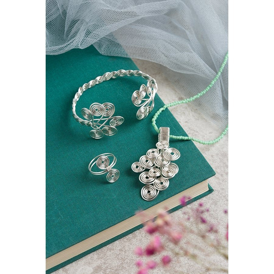 Bracelet Wirework Jewellery All-New Twenty to Make with All-New Twenty to Make: Wirework - product gallery image 8