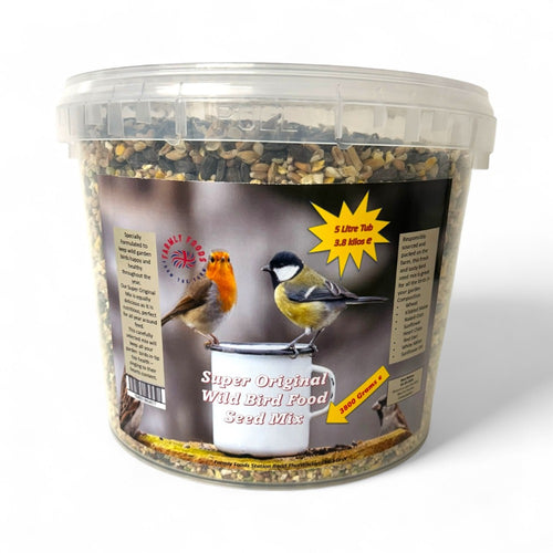 Farmly Foods Super Original Wild Bird Seed Mix 5 Litre Airtight Tub – 15-Seed Blend, 3.8kg, Attracts Robins, Blue Tits, Finches & More Garden Birds