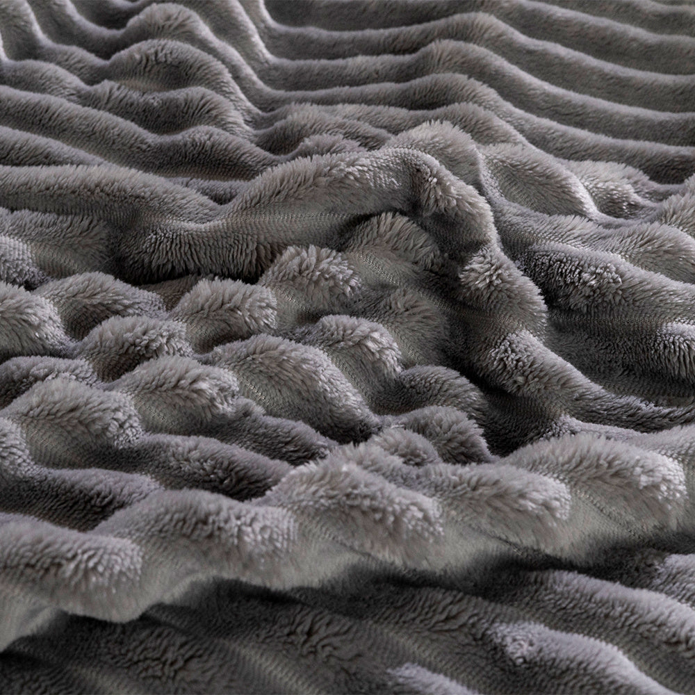 1pc Large Strips Ribbed Throw Blankets | Luxurious 270g Flannel Fleece Blanket | Warm Cozy Blanket Throws For Sofas, Bed, Chair, Couch, Settee | Super Soft Warm Blanket Single Double King Super King Size, Machine Washable, Easy Care, Perfect for Home, Tra