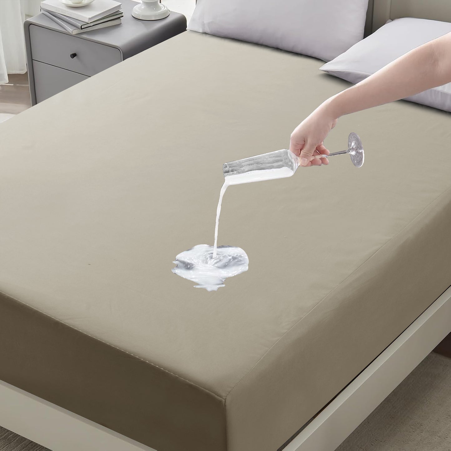 Waterproof Fitted Bed Sheet Deep Pocket Mattress Protector Cover | Soft Breathable Noiseless Fitted Sheet for Bedroom, Hotel & Home | Machine Washable Elastic Bed Cover Fits Up to 30cm Mattress
