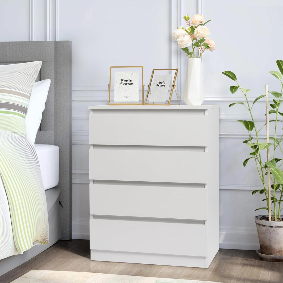Chest of Drawers with 7.5kg, Wood, 4-Drawer Slim No-Handle Bedroom Dresser - White option