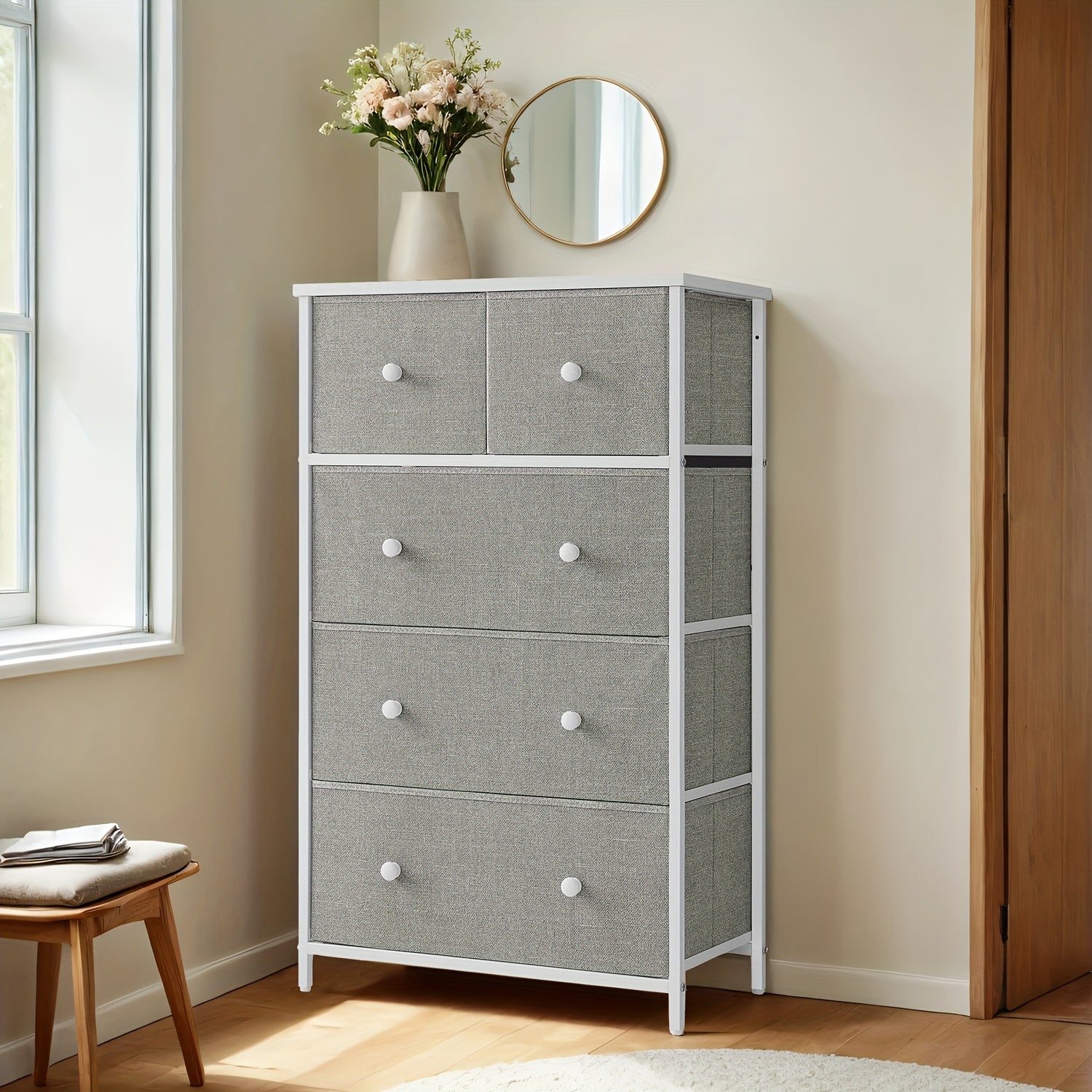 Chest of Drawers with Space-Saving, Freestanding for living rooms