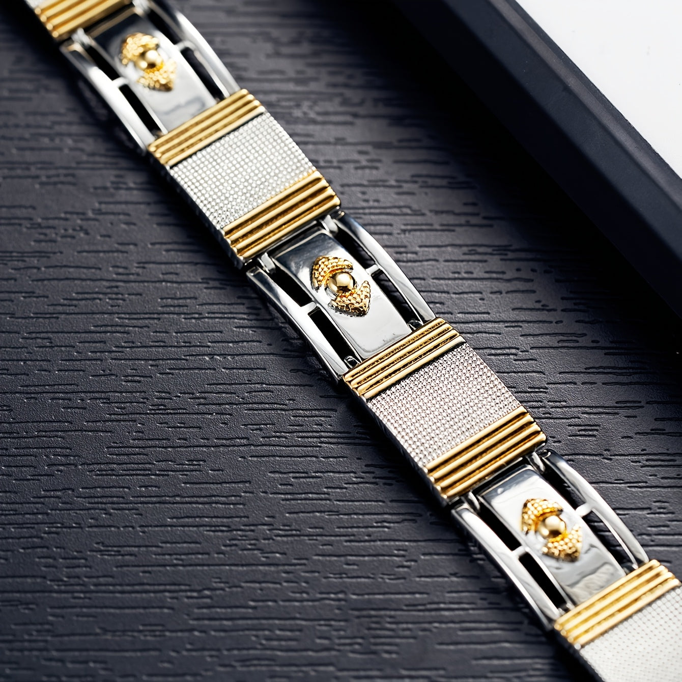 1pc Luxurious Golden Cuffed Women Men Square Bangle Wide Wristband Jewelry Gift