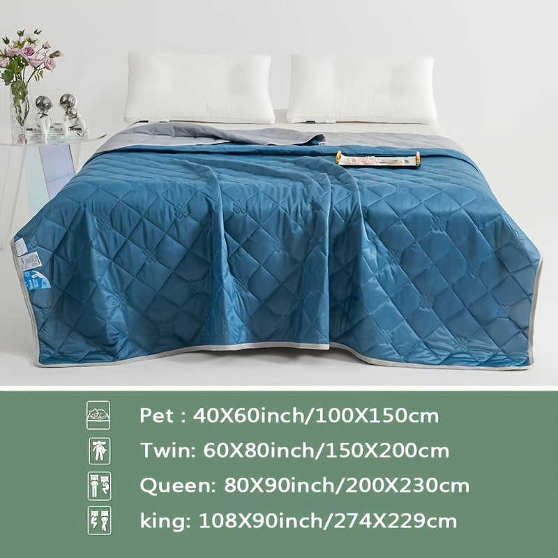 1pc Summer Cool Blanket, Cool Blanket. Suitable for Hot Sleepers, Lightweight Air-Cooled Quilt, Adult Heat Absorbing Soft And Breathable Smooth Cover. Solid Color, Brings Summer Comfort, Skin Friendly And Washable