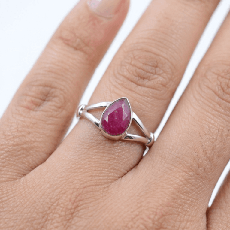 925 Sterling Silver Pear Gemstone Ring in Onyx, Larimar and More, Minimal Daily Wear Jewelry for Women