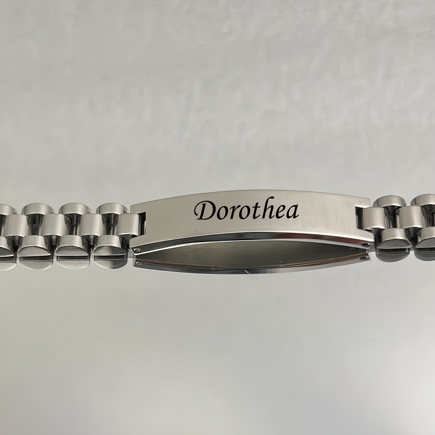 [Bangle Bracelet] Men's Classic Fashion Bangle bangle bracelet, Customizable Text Letter Date Bangle bangle bracelet, Stainless Steel Wide Version Suitable for Casual Decoration Father's Day Gift Valentine's Day Gift, Christmas Gift