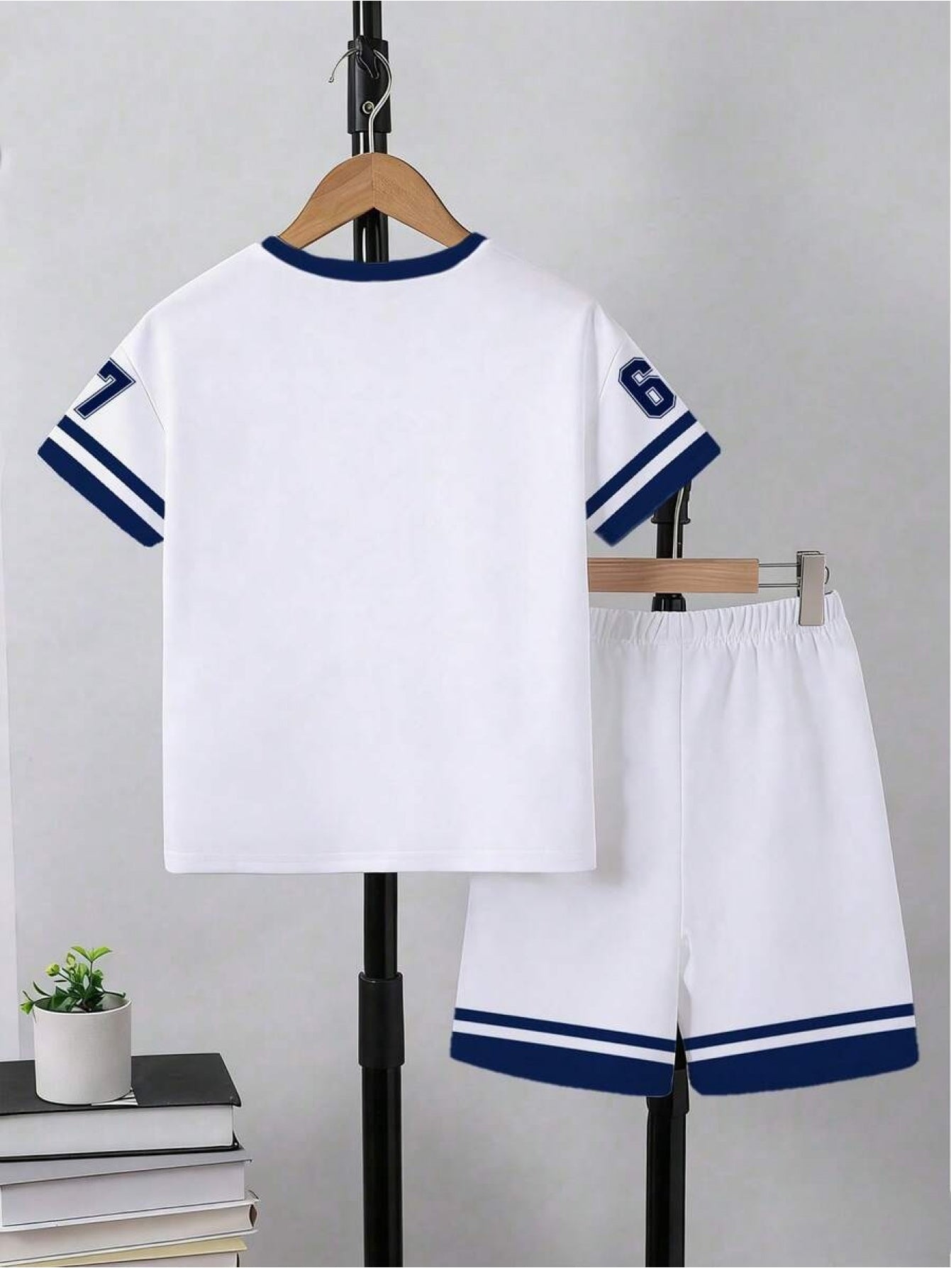 2pcs/Set Boys' Casual Stylish Creative Graphic Number 67 Cartoon Print Short Sleeve T-Shirt And Shorts Set, Comfortable Daily Wear for Spring, Summer & Autumn, for Outdoor