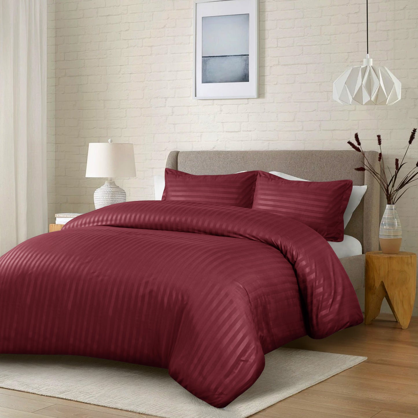 Premium Hotel Quality Satin Stripe Duvet Cover Set Double with Pillowcases | Reversible Soft Quilt Bedding | Easy Care Breathable Luxury Quilt Cover