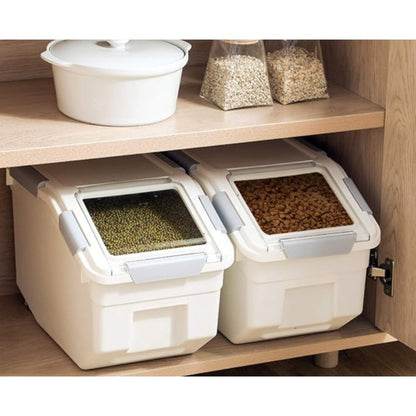 10kg Airtight Pet Food Storage Bin with Scoop & Wheels – Large PP Dog Cat Dry Food Container with Inclined Opening for Rice, Grain & Kibble, Green