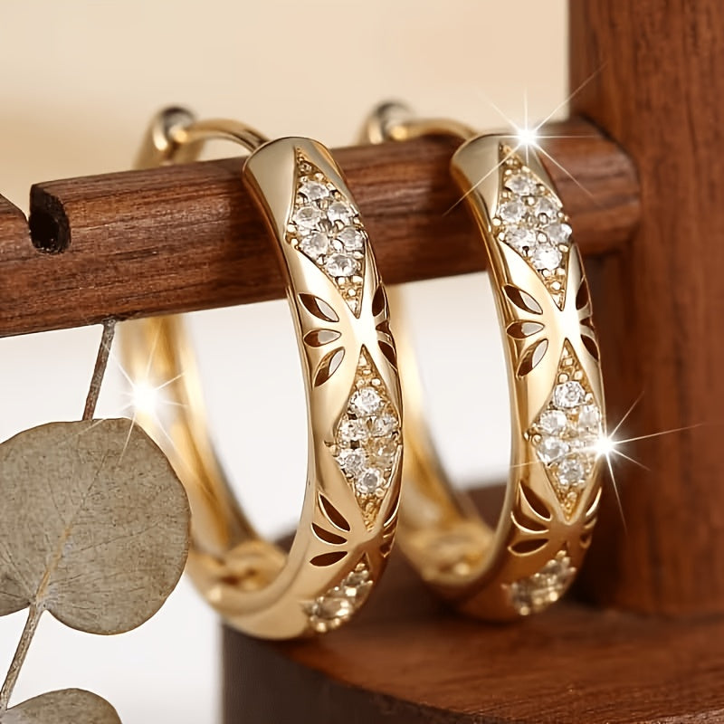 Earring White Synthetic Zirconia Gold Hoop Earrings with Metal