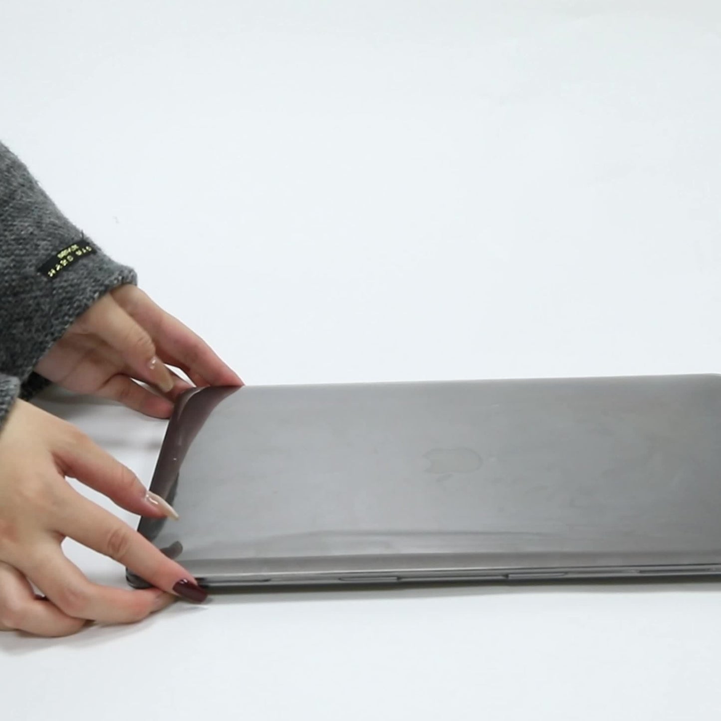 3pcs Grey Laptop Protective Case Set for 33.78cm Air A1932/A2179/A2337 - Includes Durable Case, Screen Protector & Cleaning Cloth, Precision Cutouts