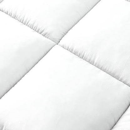 Hotel Quality 10cm Thickness Mattress Topper and Deep Fitted Elastic Corners – Luxury Mattress Topper for All Season and all size available Single, Double, Small Double, King and Super King. 4 Pack Pillow Protector Available for Matching Set
