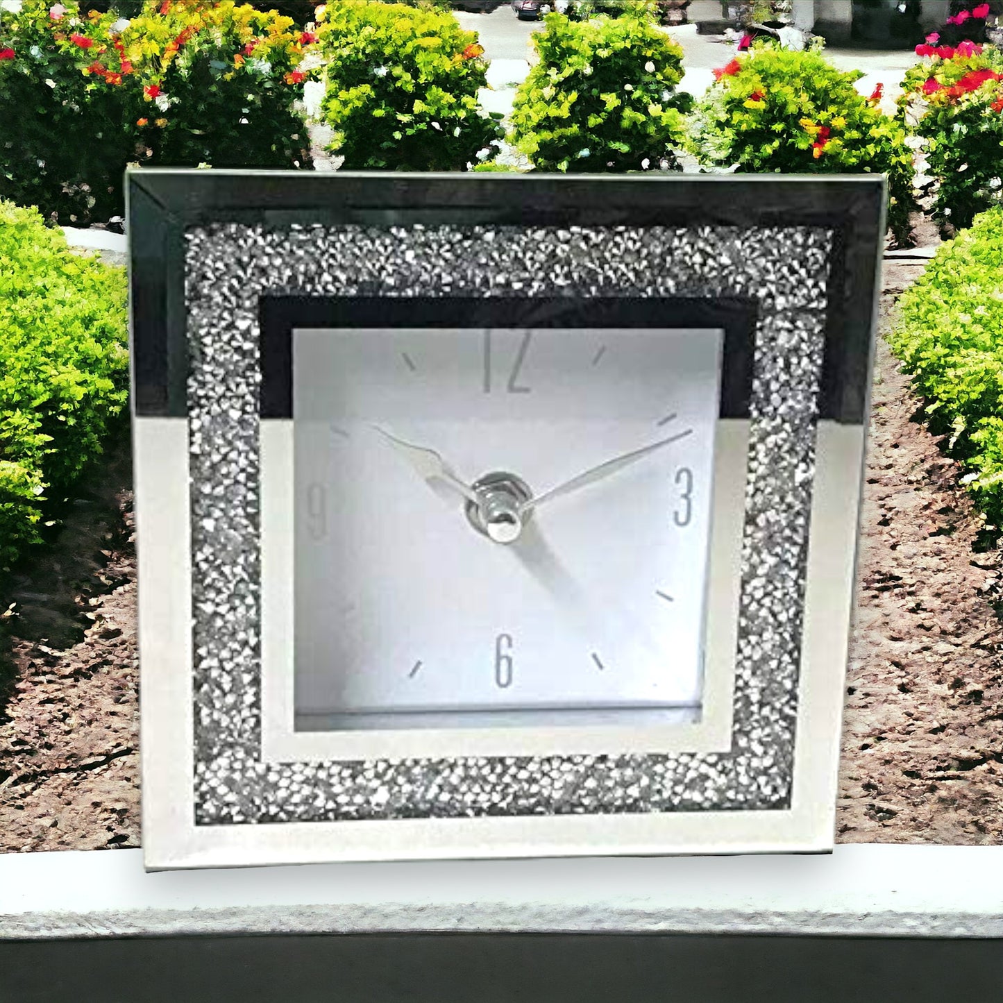 SERENA'S® Elegant Square Crushed Diamond Mantle Clock with Numerals – Mirrored Glass Design for Stylish Desk or Table Décor – Perfect for Home or Office – 14 cm x 14 cm