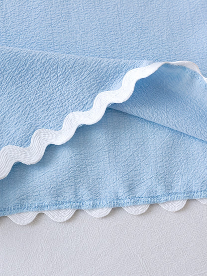 Girls' Summer 2pcs Set: Sleeveless Top and Shorts with Scalloped Hem Design, Fresh and Fashionable Outfit. Light Blue Toddler Set: Sleeveless Tank Top + Shorts, Soft and Breathable Summer Outerwear. Girls' Summer 2pcs Set with Scalloped Lace Trim