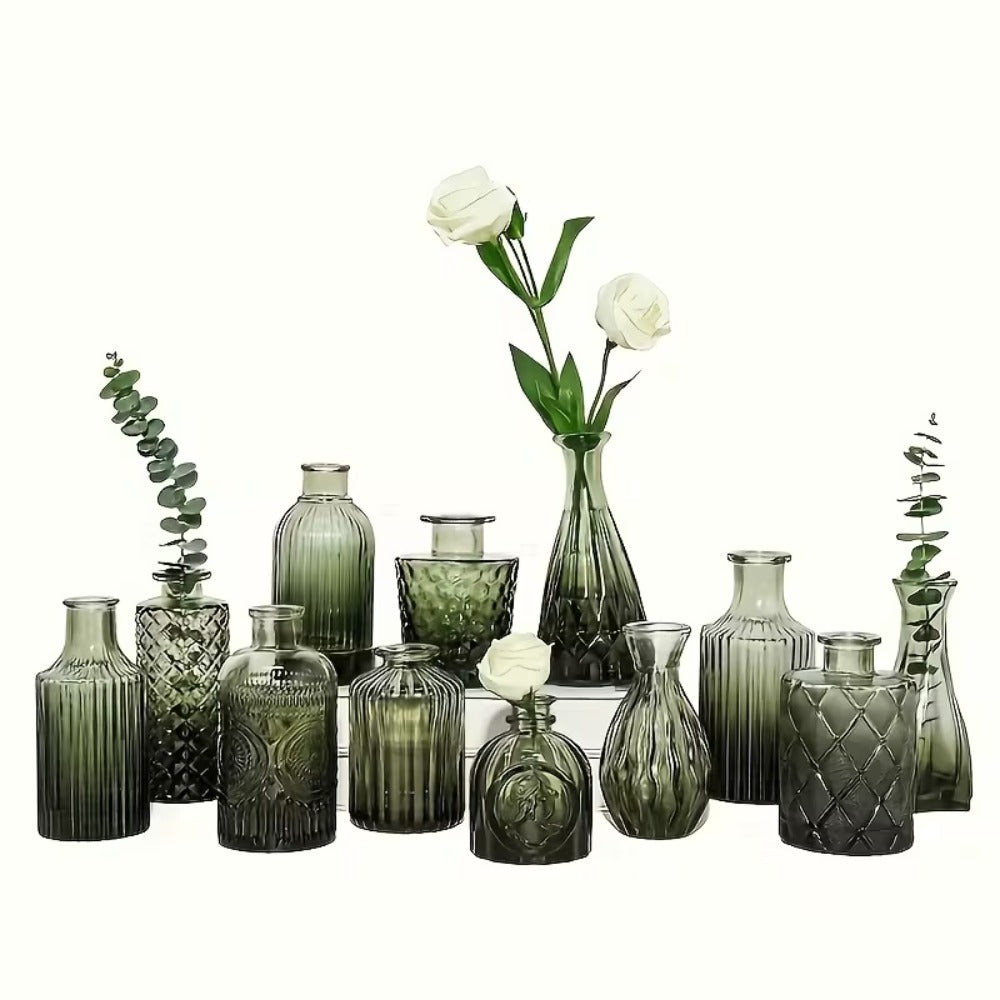 12pcs Blue/Green Glass Bud Vase Set, Mini Retro Small Vase, Ideal Rural Centerpiece for Wedding Decoration, Family Dining Table Decoration And Floral Arrangement