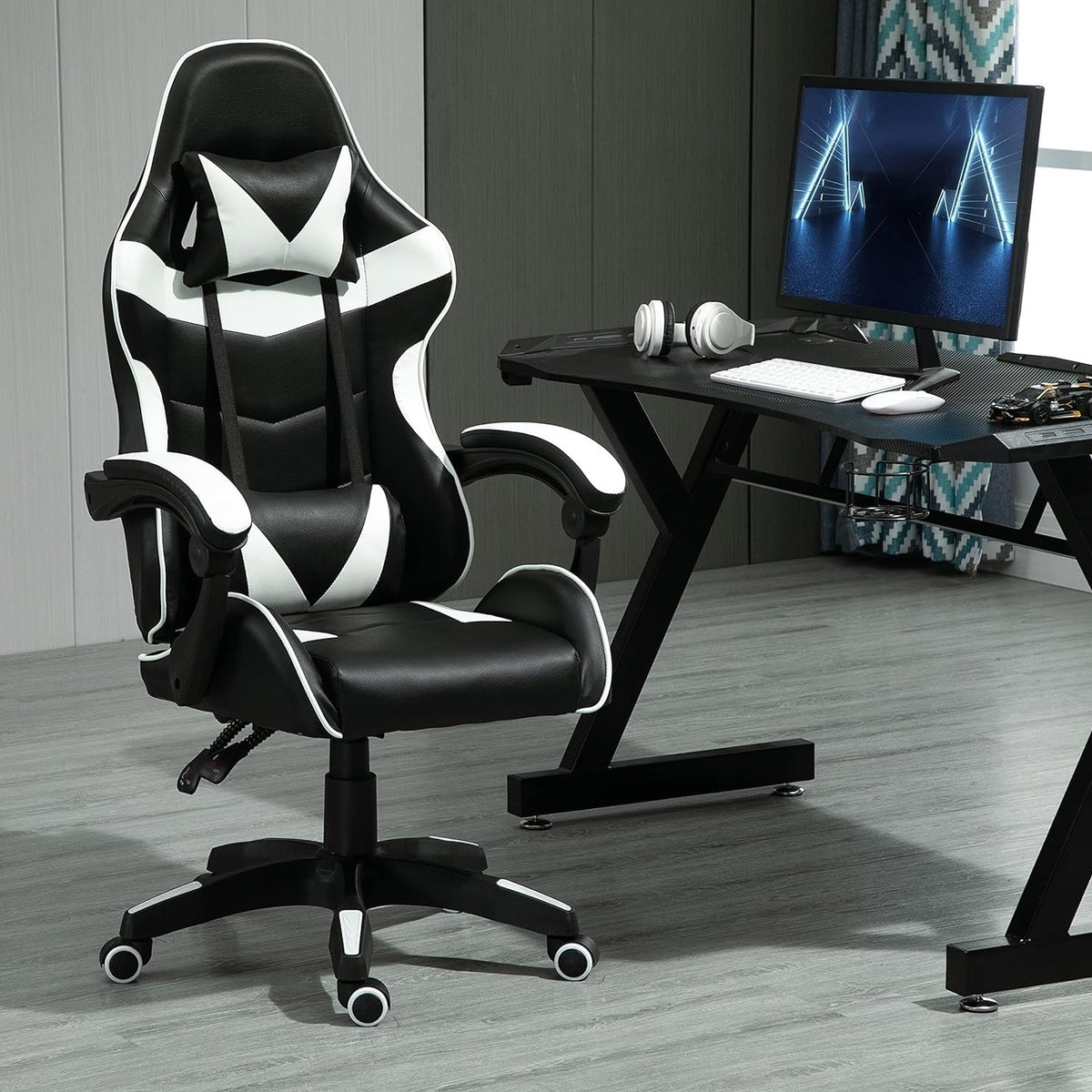 Gaming Chair with Adjustable Height, Wheels, 150kg, Metal