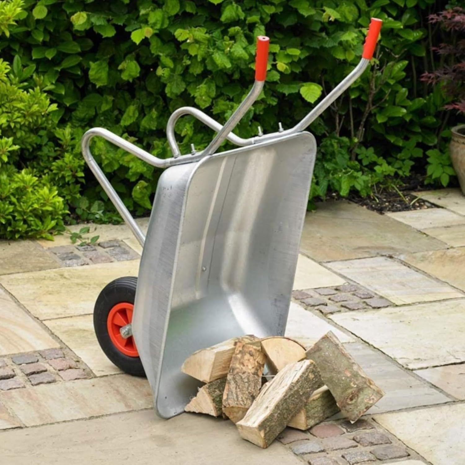 Wheelbarrow with 100KG, Wood, 1, Heavy Duty Galvanised Steel Pneumatic Tyre - product gallery image 5